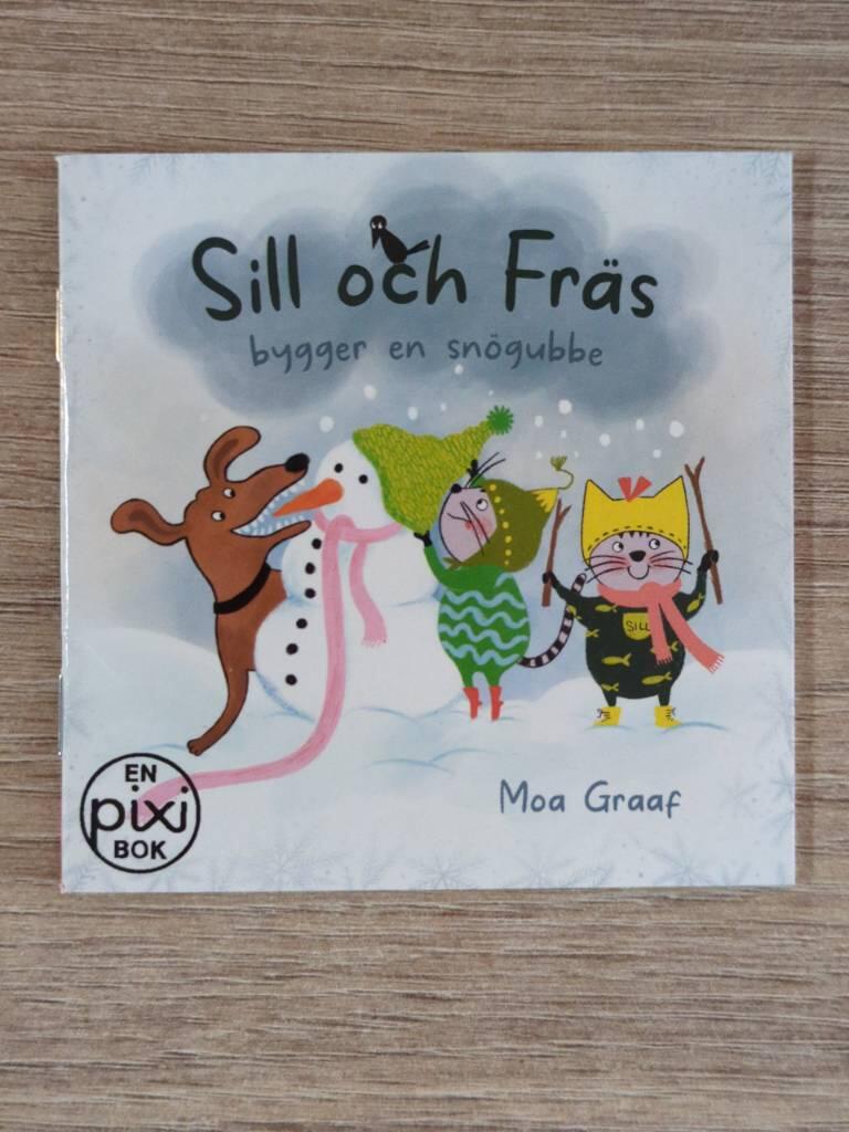 Sill och Fr&auml;s bygger en sn&ouml;gubbe