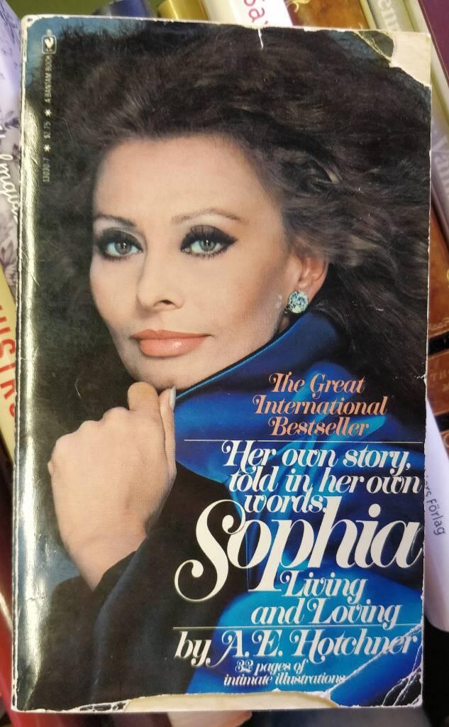 Sophia - living and loving : her own story