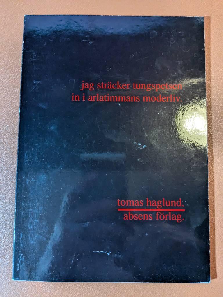 Jag str&auml;cker tungspetsen in i arlatimmans moderliv