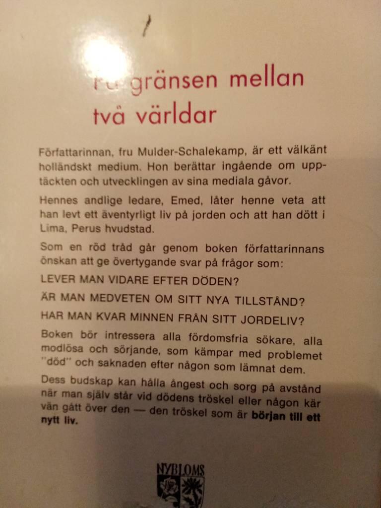 P&aring; gr&auml;nsen mellan tv&aring; v&auml;rldar