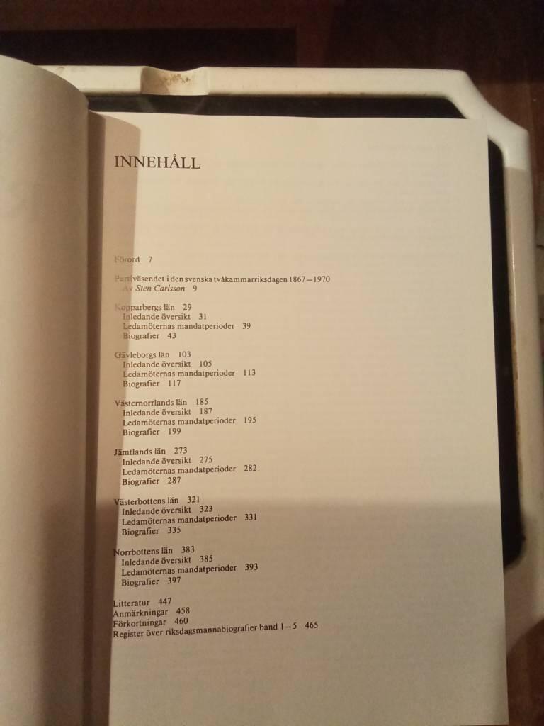 Tv&aring;kammarriksdagen 1867-1970 : ledam&ouml;ter och valkretsar