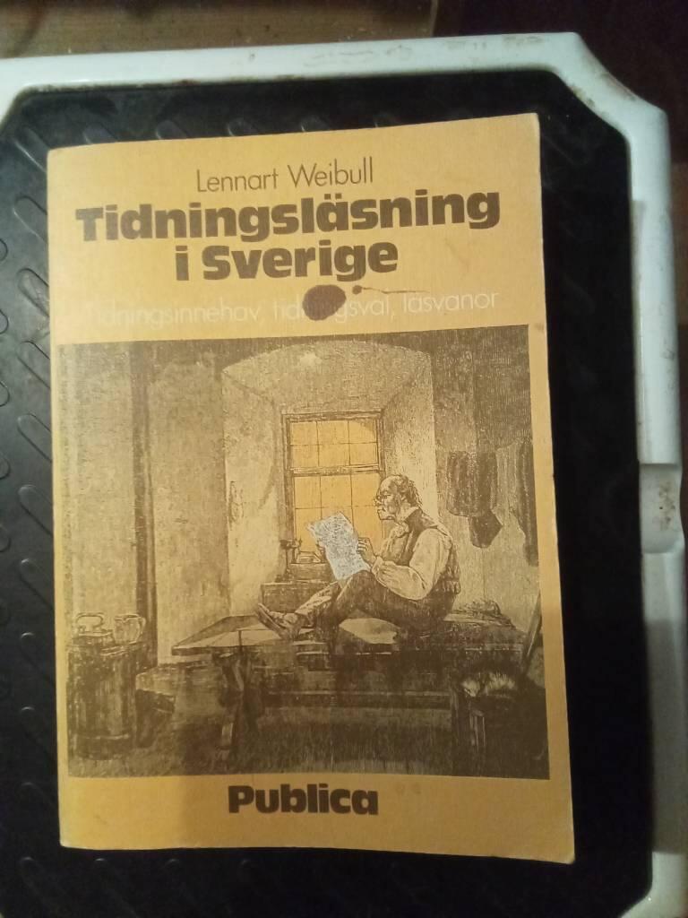 Tidningsl&auml;sning i Sverige : [Newspaper readership in Sweden] : [tidningsinnehav, tidningsval, l&auml;svanor]