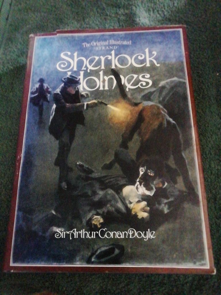 The original illustrated 'STRAND' Sherlock Holmes : the complete facsimile edition
