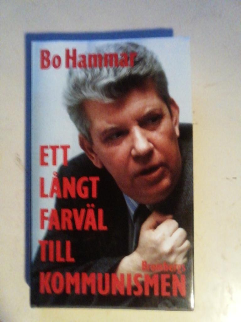 Ett l&aring;ngt farv&auml;l till kommunismen