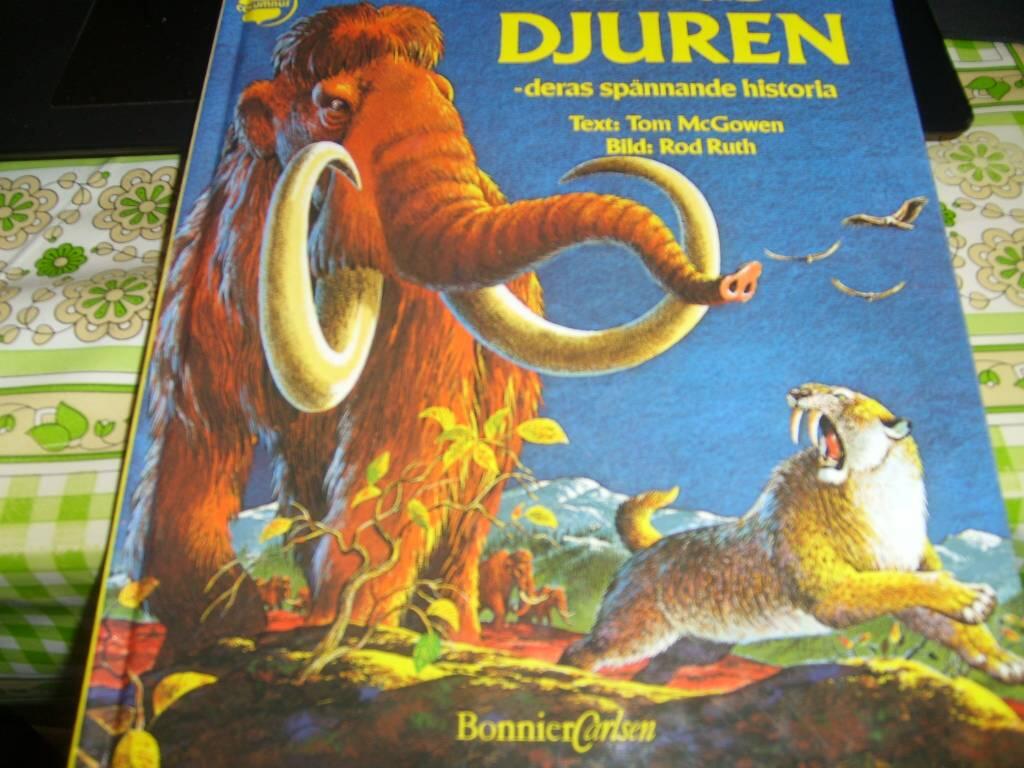 Urtidsdjuren : deras sp&auml;nnande historia