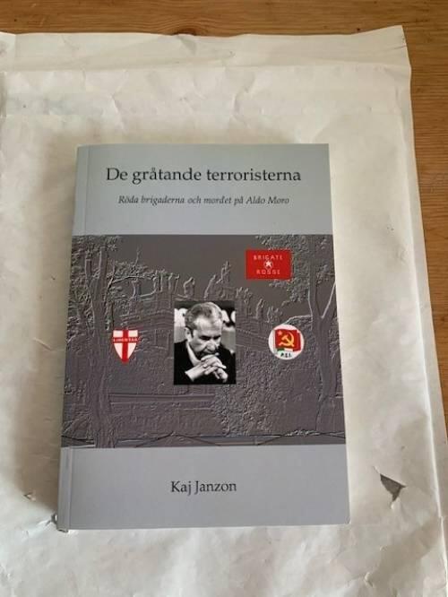 De gr&aring;tande terroristerna - R&ouml;da brigaderna och mordet p&aring; Aldo Moro