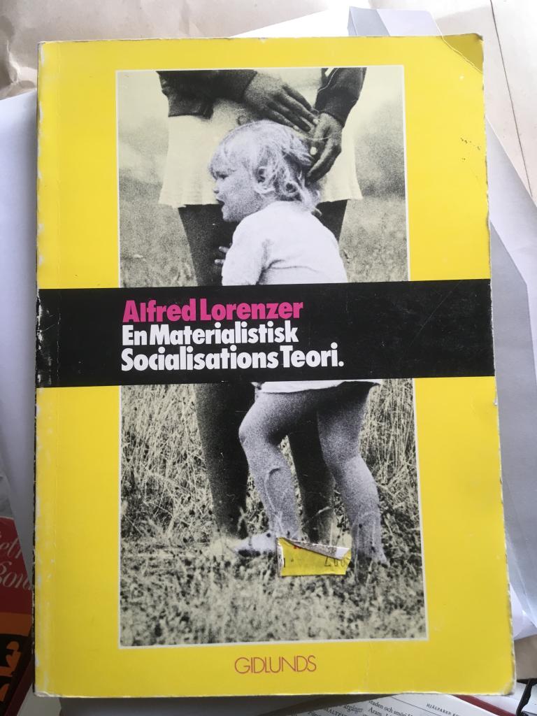 En materialistisk socialisationsteori
