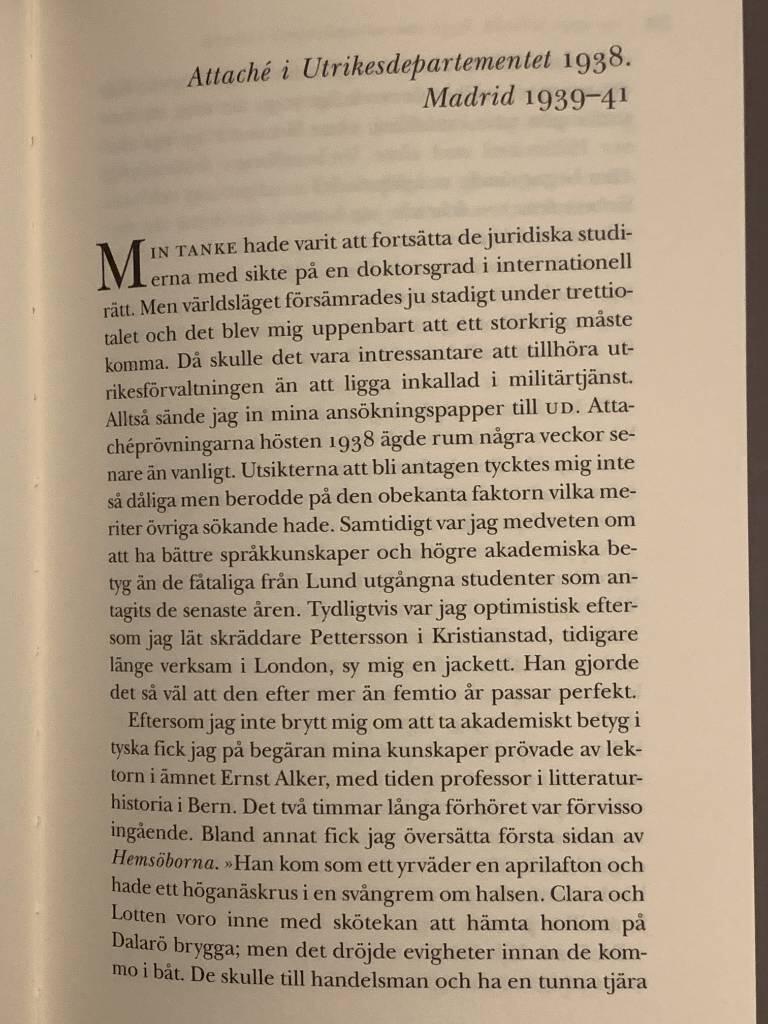 Sverige i stora v&auml;rlden : minnen och reflexioner fr&aring;n 40 &aring;rs diplomattj&auml;nst