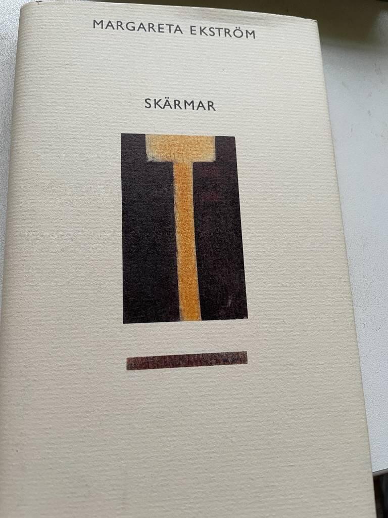 Sk&auml;rmar : dikter