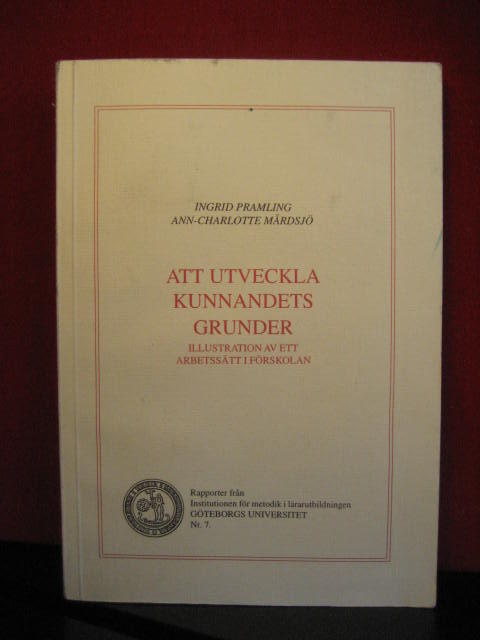 Daghem f&ouml;r sm&aring;barn : en utvecklingsstudie av personalens pedagogiska och psykologiska kunnande