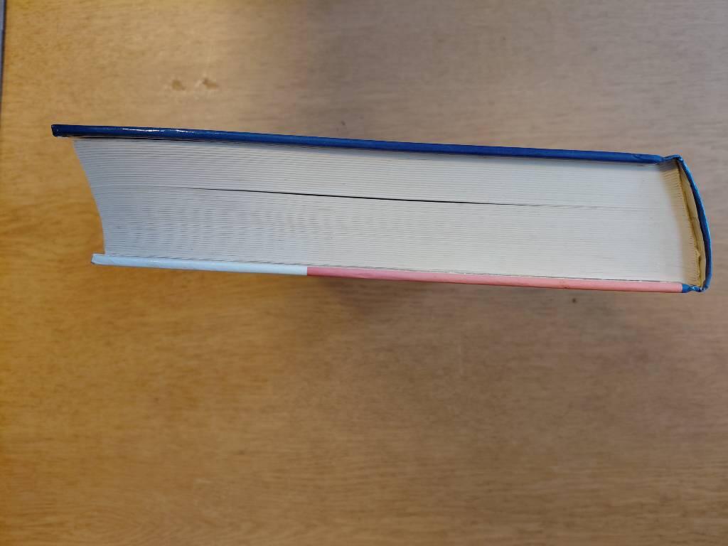 Den s&auml;genomspunna sl&auml;kten : om H&aring;bolssl&auml;kten fr&aring;n Dalsland