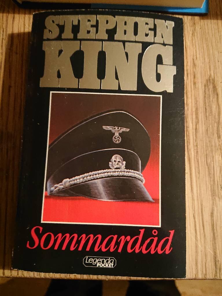 Sommard&aring;d : tv&aring; ber&auml;ttelser