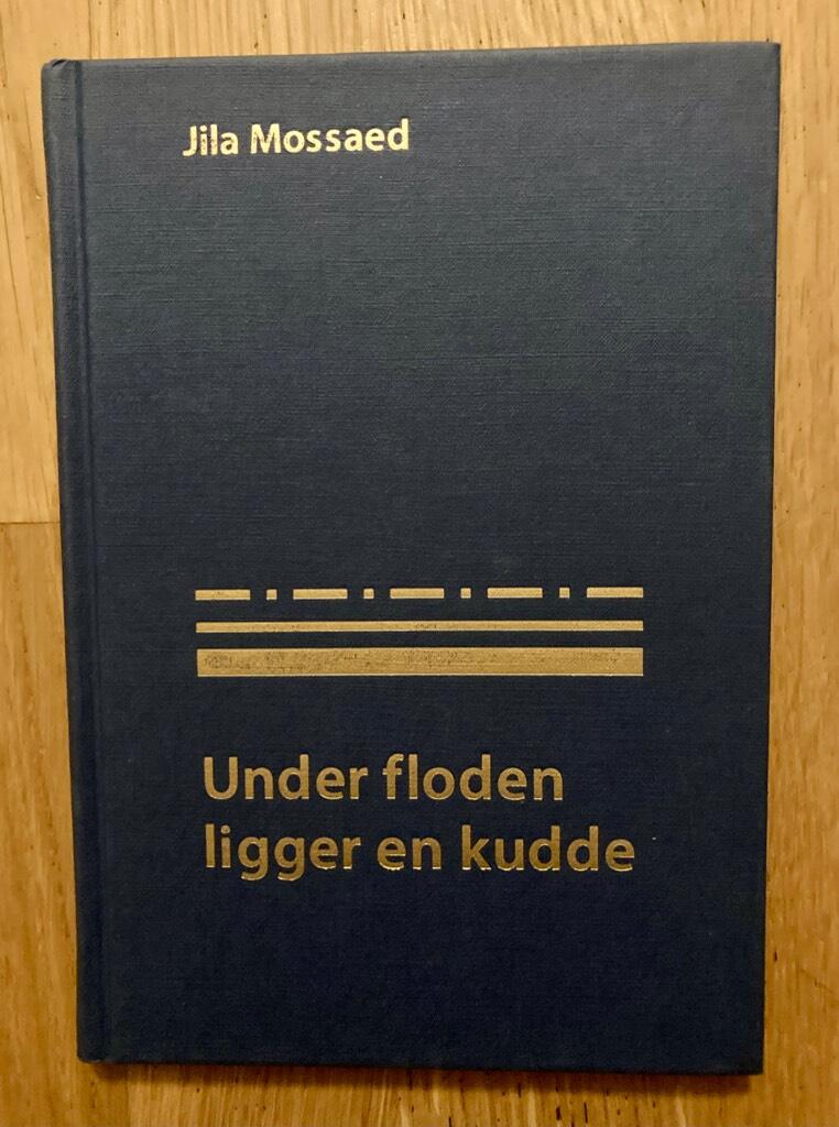 Under floden ligger en kudde