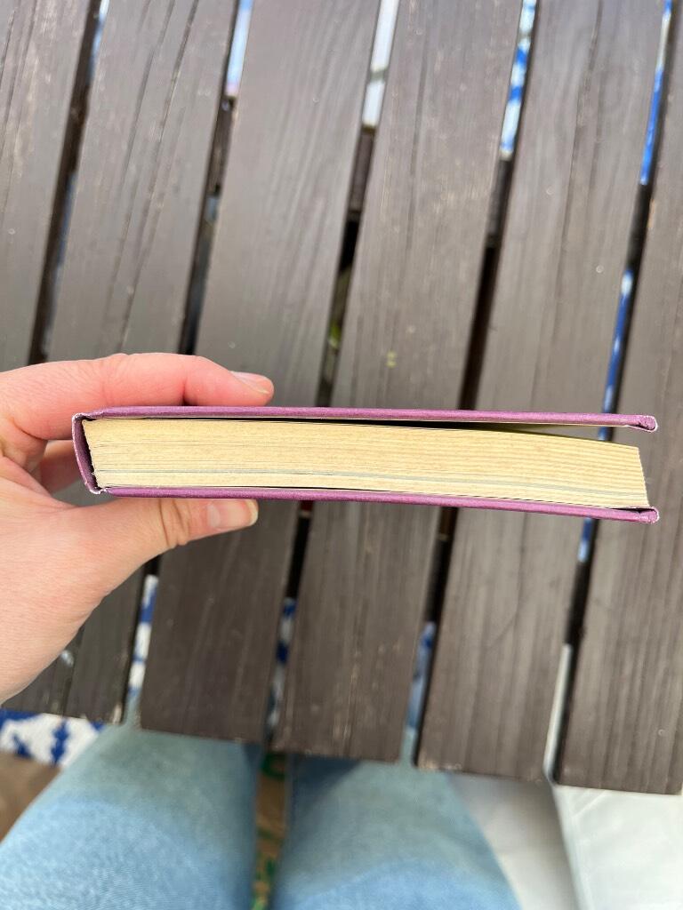 Kom rosor och salivia --- : en sammanst&auml;llning &ouml;ver svenska tr&auml;dg&aring;rdsv&auml;xter med utg&aring;ngspunkt fr&aring;n DBW:s botaniska tr&auml;dg&aring;rd i Visby