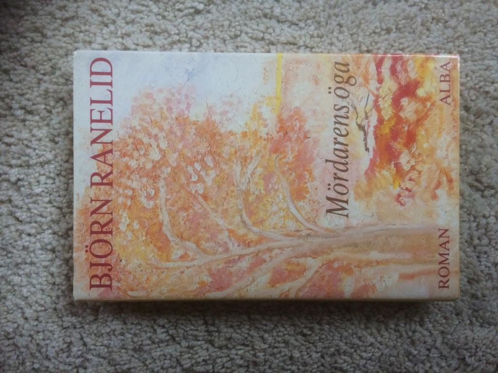 M&ouml;rdarens &ouml;ga : roman