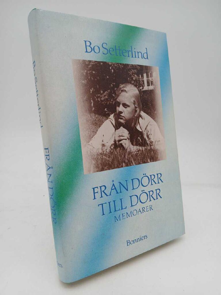 Från dörr till dörr : memoarer