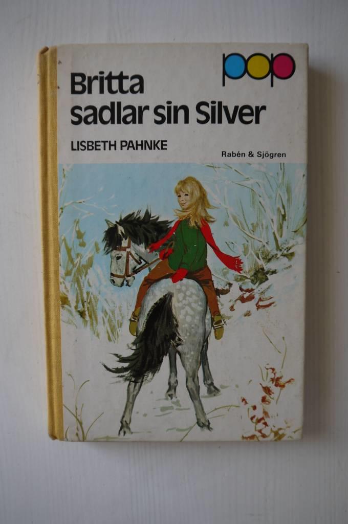 Britta sadlar sin Silver