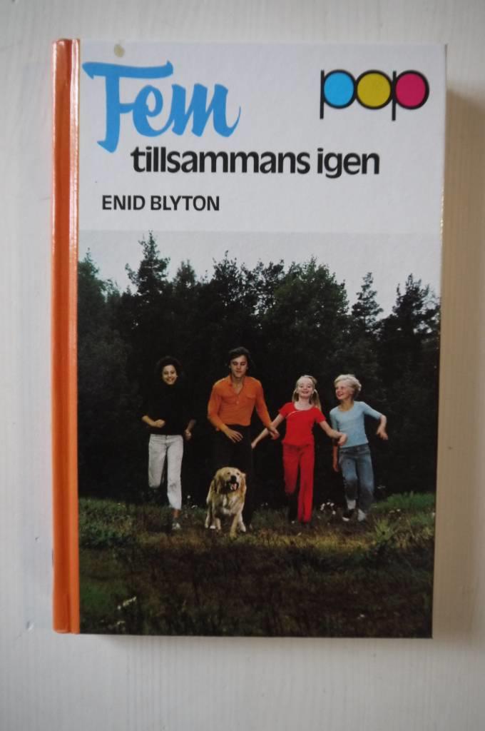 Fem tillsammans igen