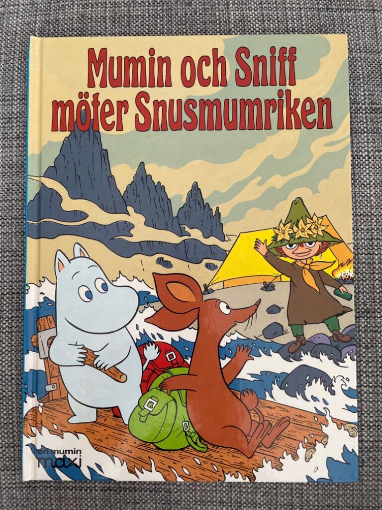 Mumin och Sniff m&ouml;ter Snusmumriken
