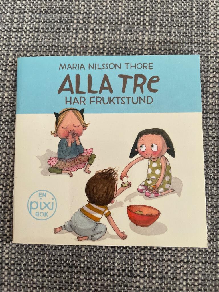 Alla tre har fruktstund