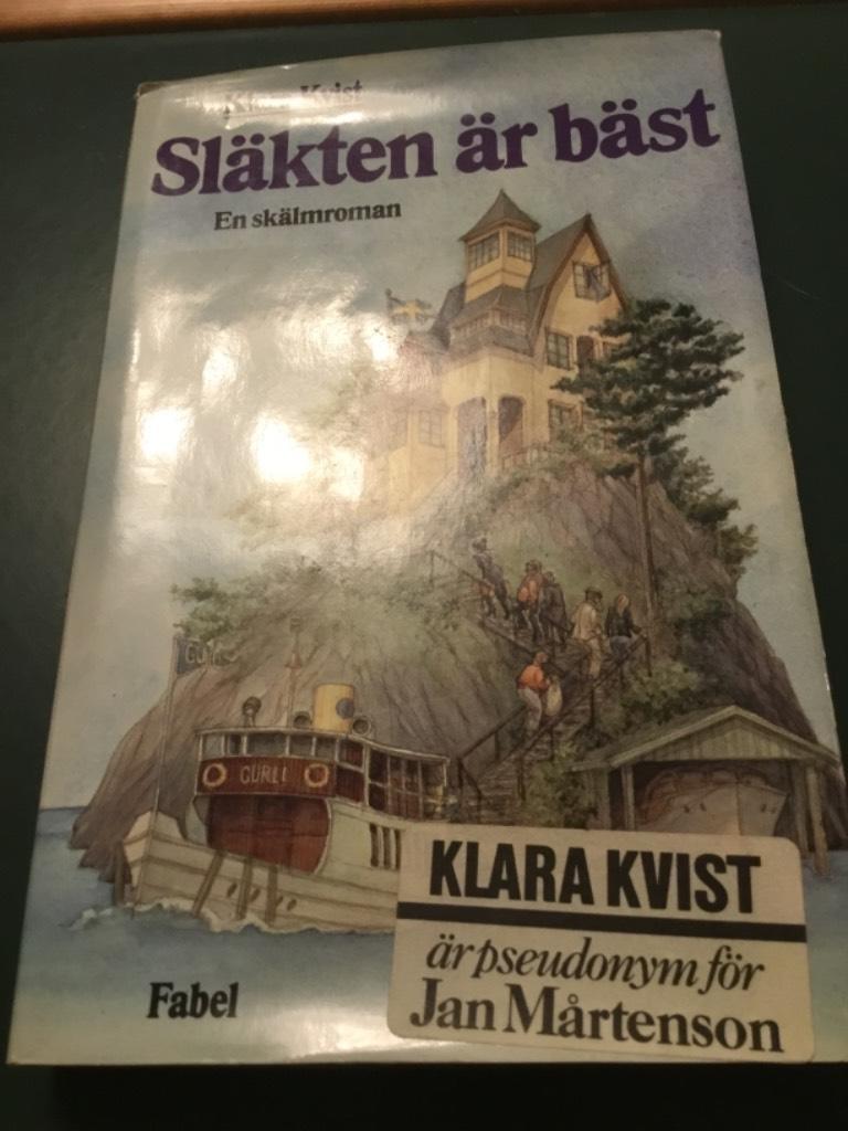 Sl&auml;kten &auml;r b&auml;st - en sk&auml;lmroman