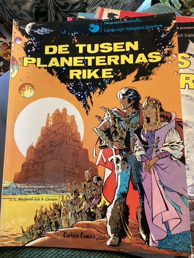 De tusen planeternas rike