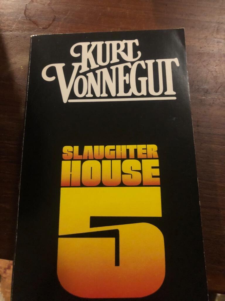 Slaughterhouse-five or The children's crusade : a duty-dance with death