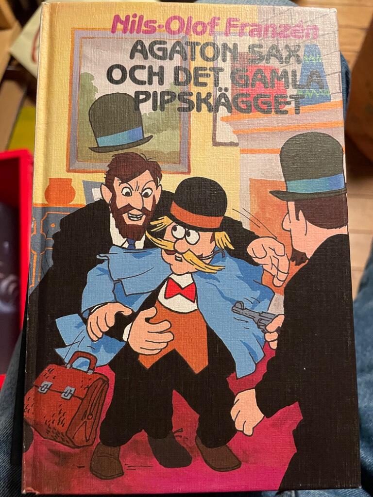 Agaton Sax och Det gamla pipsk&auml;gget
