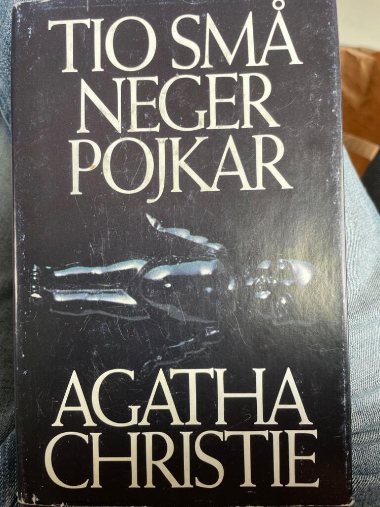 Tio små negerpojkar