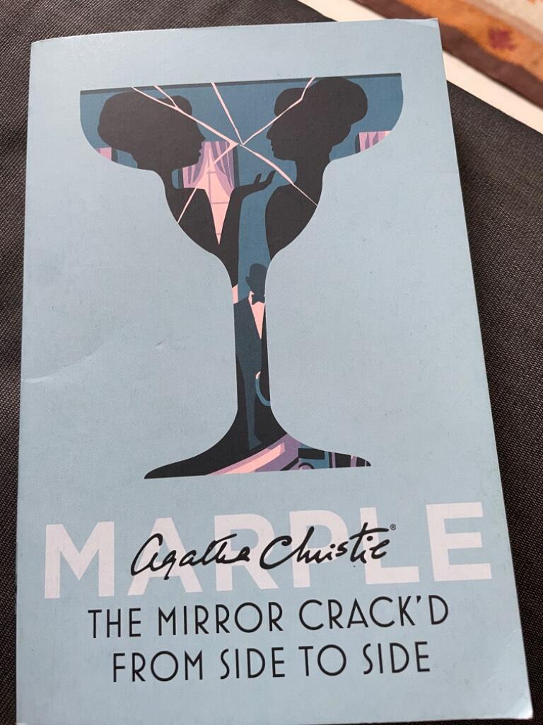 The mirror crackd from side to side