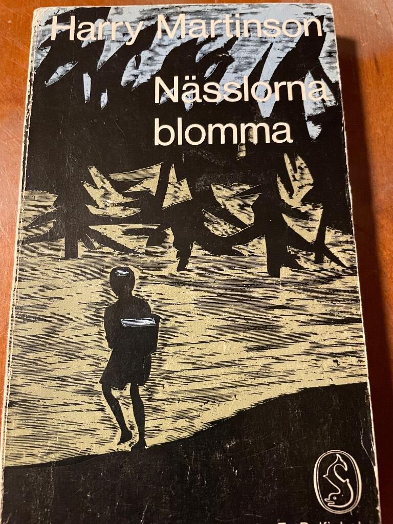 N&auml;sslorna blomma