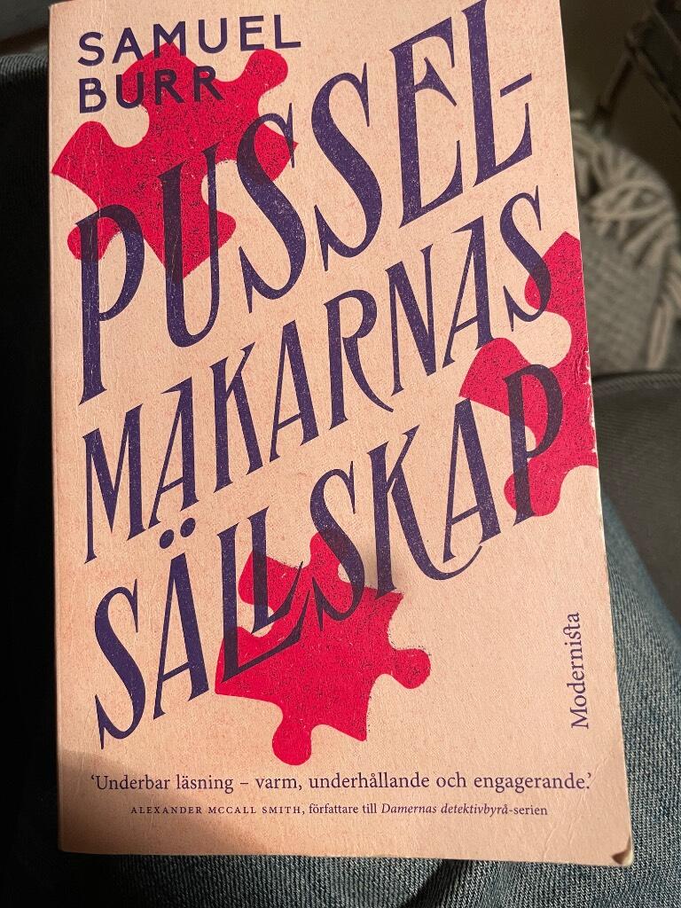 Pusselmakarnas S&auml;llskap