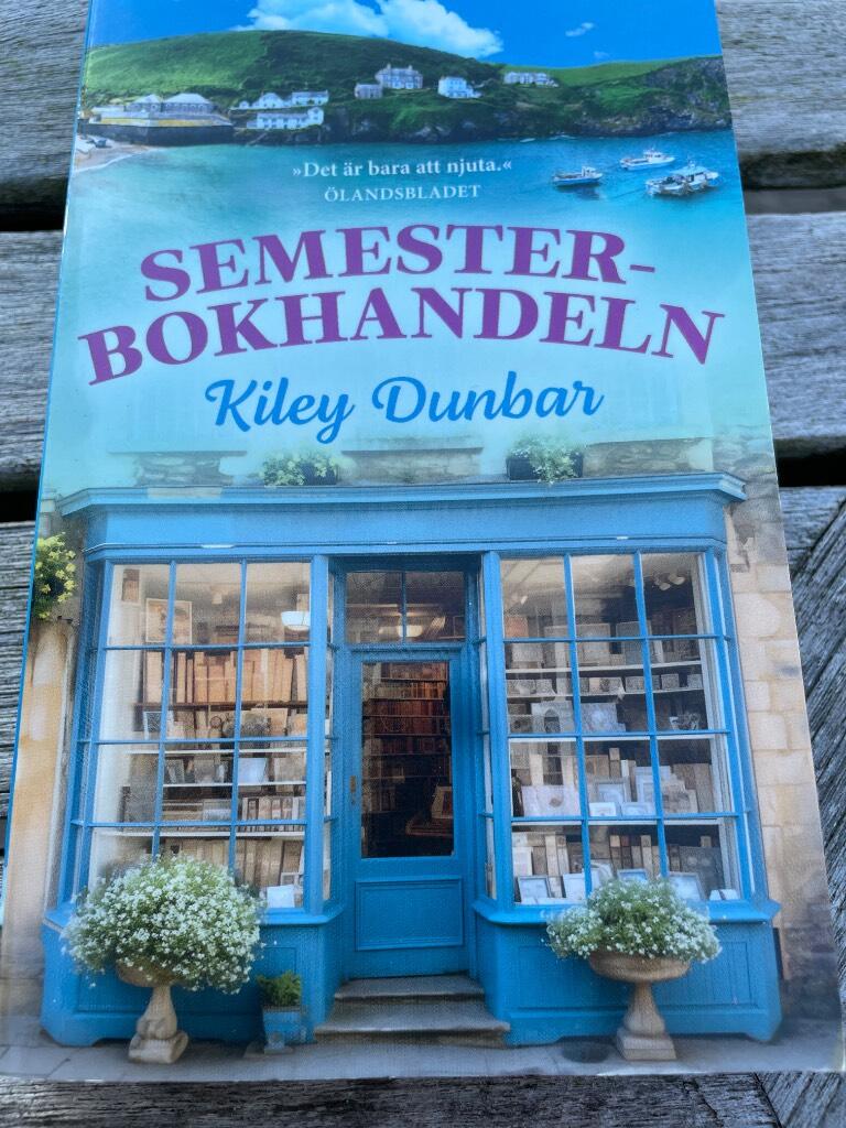 Semesterbokhandeln