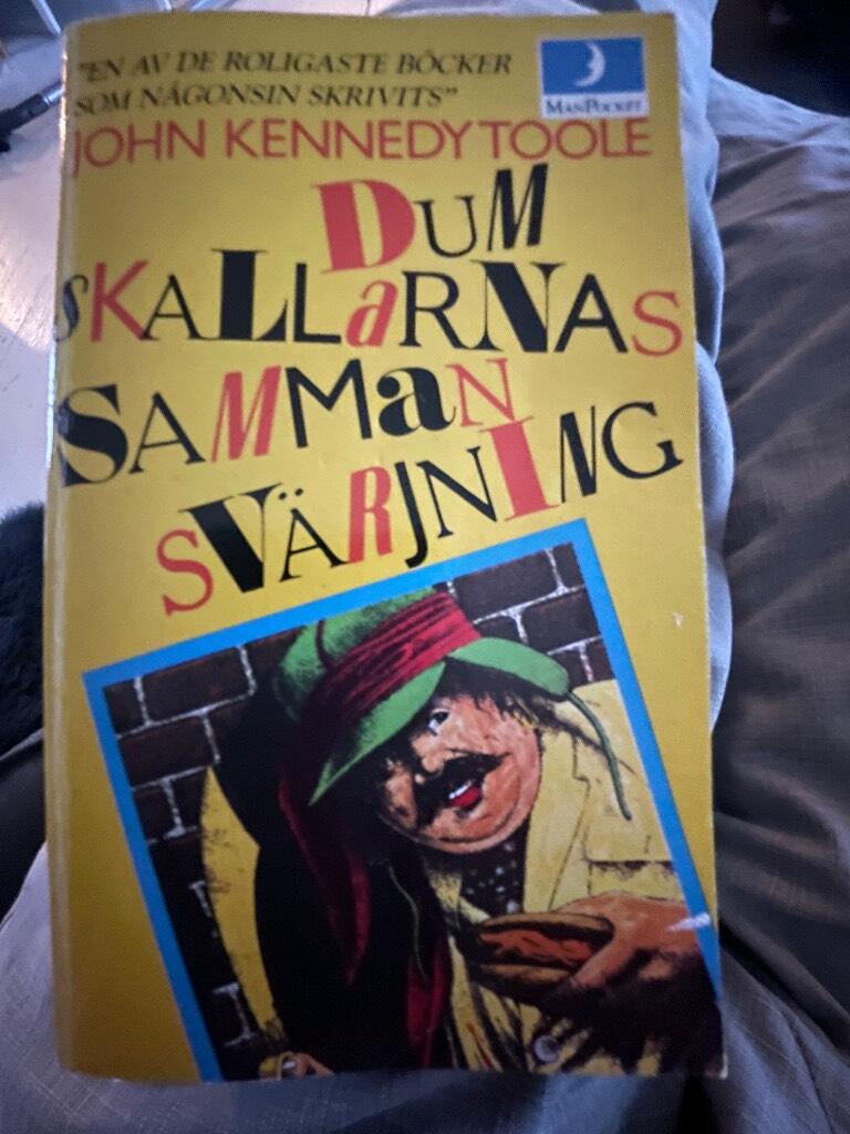 Dumskallarnas sammansv&auml;rjning