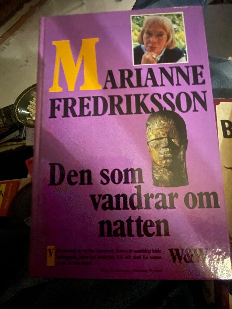 Den som vandrar om natten