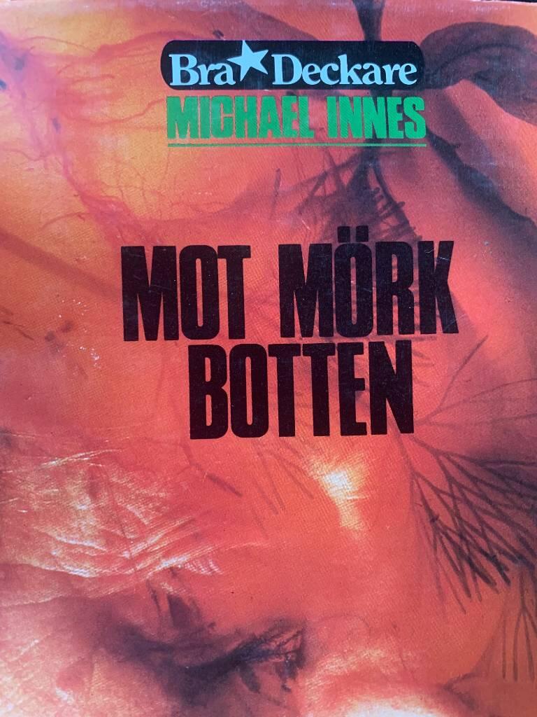 Mot m&ouml;rk botten