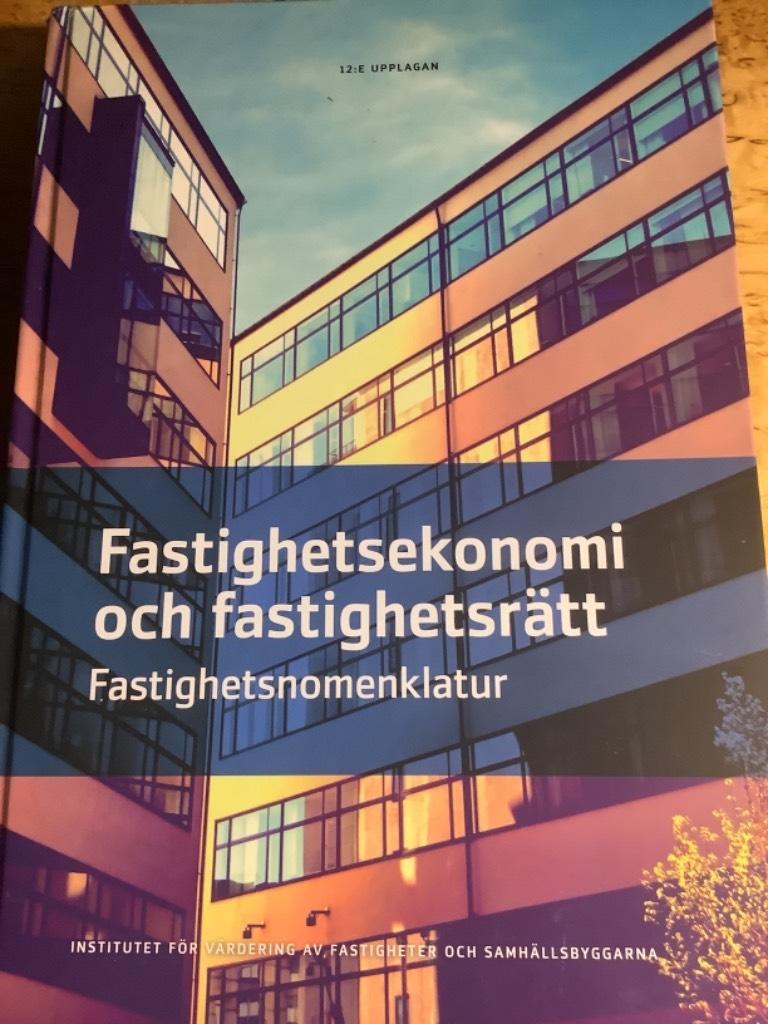 Fastighetsekonomi och fastighetsr&auml;tt : fastighetsnomenklatur