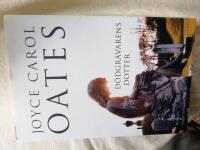 D&ouml;dgr&auml;varens dotter