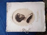 Margareta. Ett minnesalbum. Utgivet till f&ouml;rm&aring;n f&ouml;r prinsessan Margaretas minnesfond 1920
