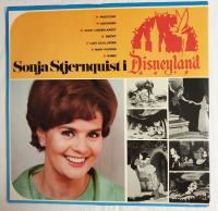 Sonja Stjernquist i Disneyland (signerad)