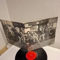 Dr. Hook - Belly Up! LP USA 1970's VG+/VG+