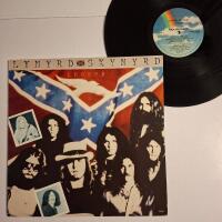 Lynyrd Skynyrd - Legend LP USA 1987 EX/EX sydstatsrock Texas outlaw