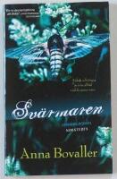 Sv&auml;rmaren : [kriminalroman]