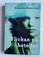 Flickan p&aring; hotellet