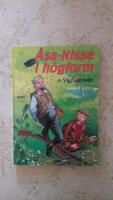 &Aring;sa-Nisse i h&ouml;gform
