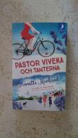 Pastor Viveka och tanterna