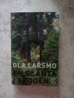 En gl&auml;nta i skogen