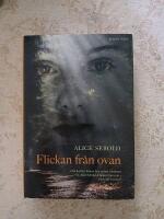 Flickan fr&aring;n ovan