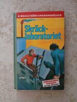 Skr&auml;ck-laboratoriet (2030-31) (2407)