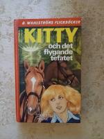 Kitty och det flygande tefatet (2195-96) (2468)